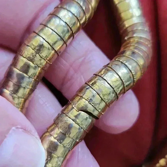 Vintage Tribal Stacked Cupped Snake Coil Necklace Goldtone - Picture 16 of 16